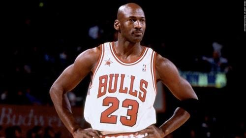 Michael Jordan auteur du premier triple-double de l'histoire du All Star Game